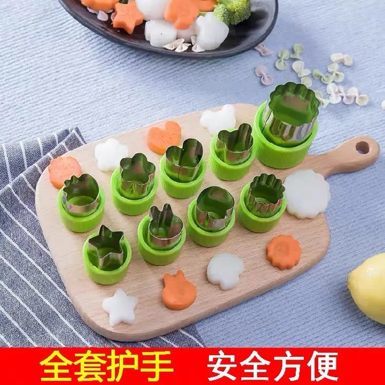 9pcs Heart Shape Vegetables Cutter Plastic Handle Portable Cook Tools Stainless Steel Fruit Cutting Die Kitchen Gadgets - Tuzzut.com Qatar Online Shopping